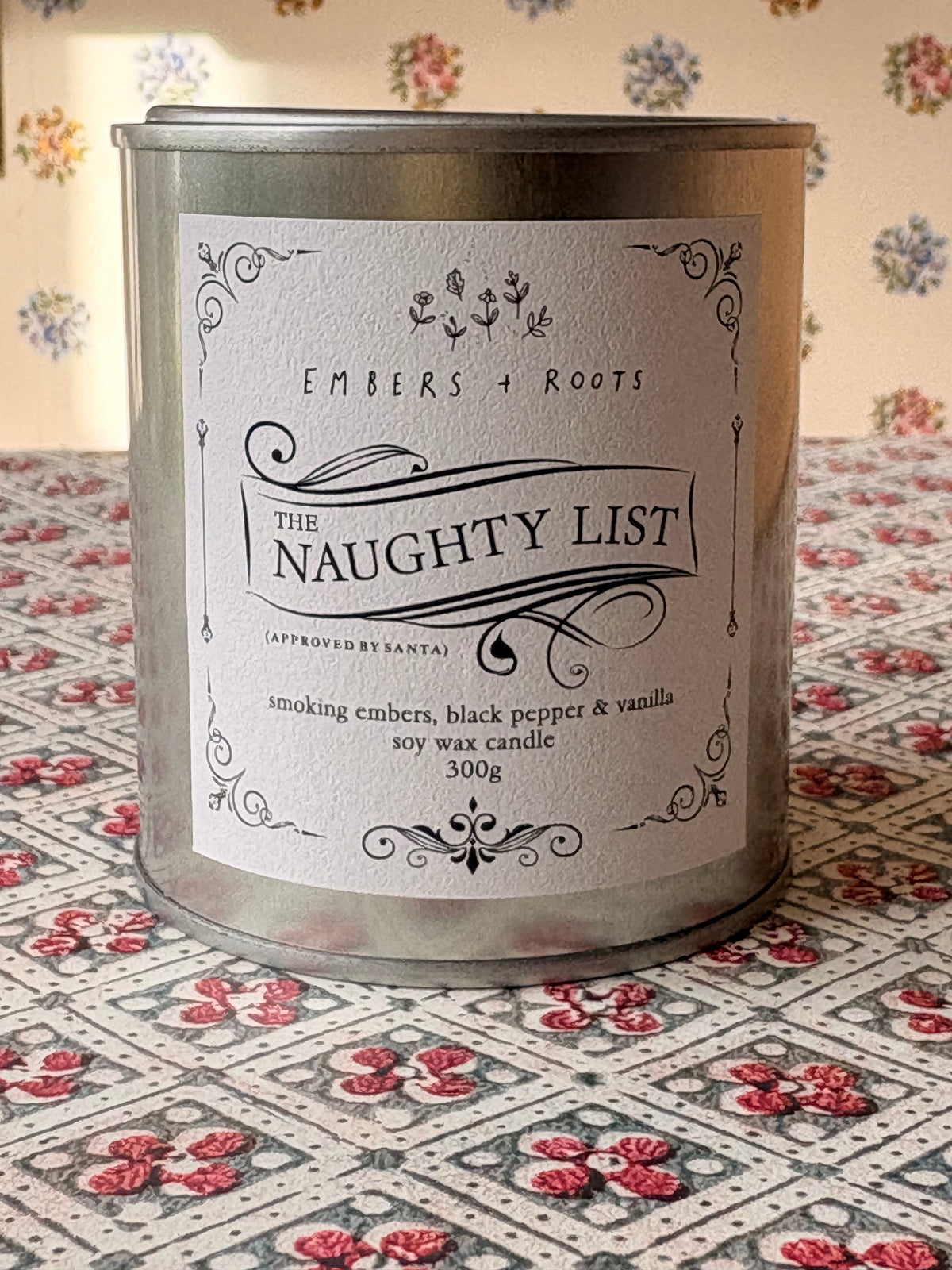 Black Pepper & Vanilla Naughty List Christmas Candle – 300g Soy Wax