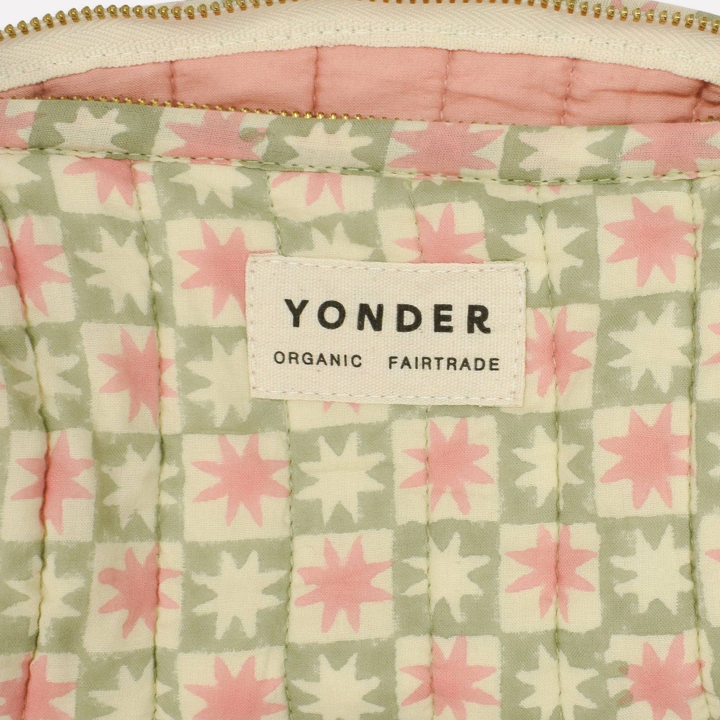Quilted Barrel Case | Pinwheel | Peppermint pre order
