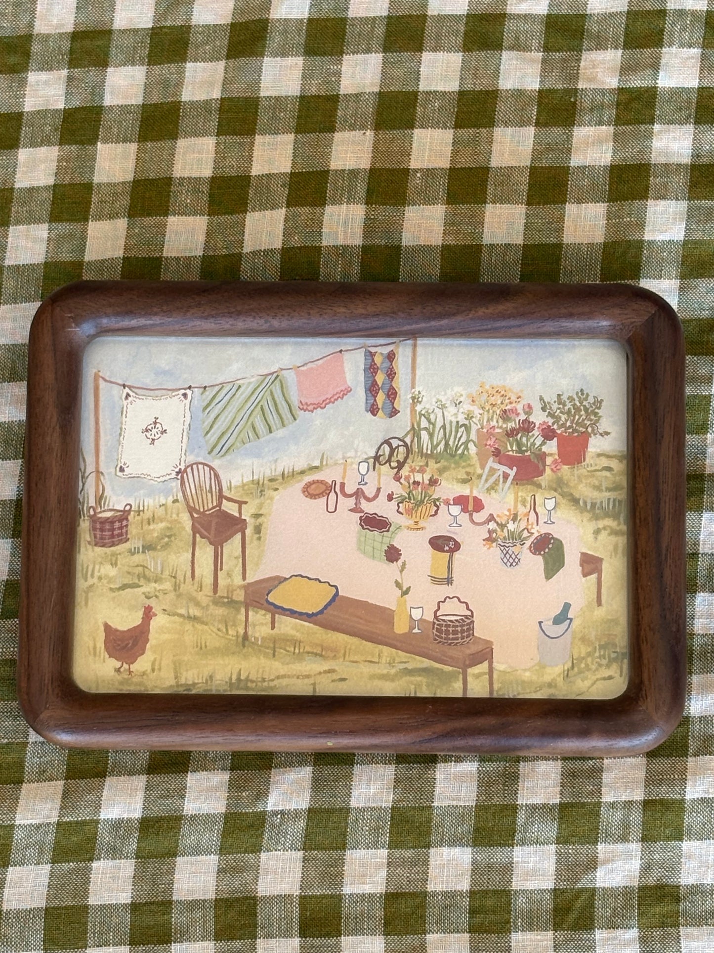 Summer hosting print in wooden frame