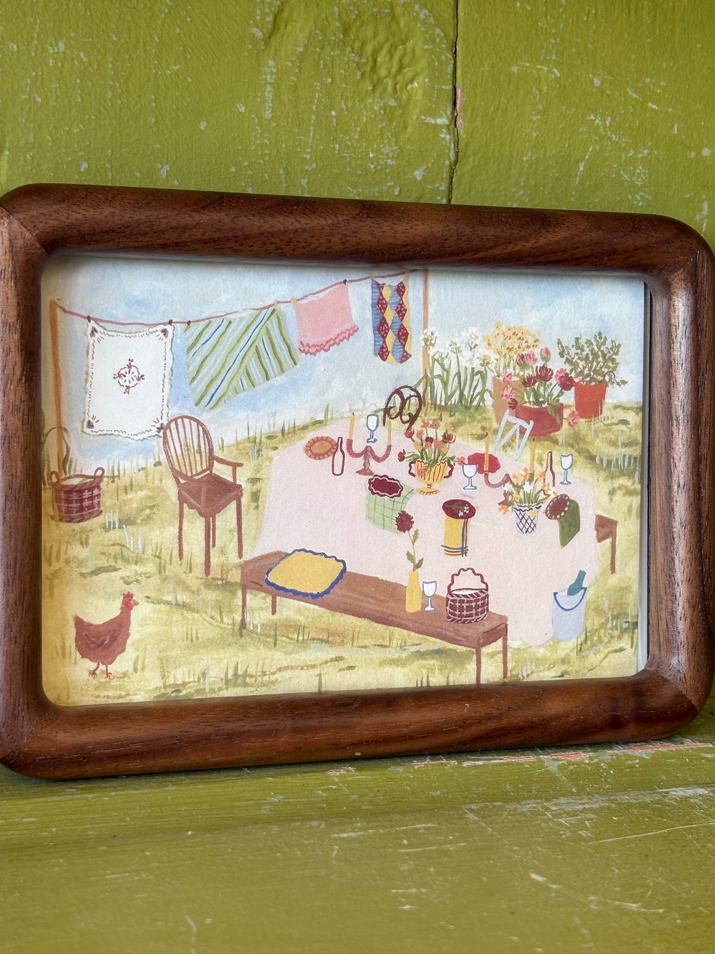 Summer hosting print in wooden frame