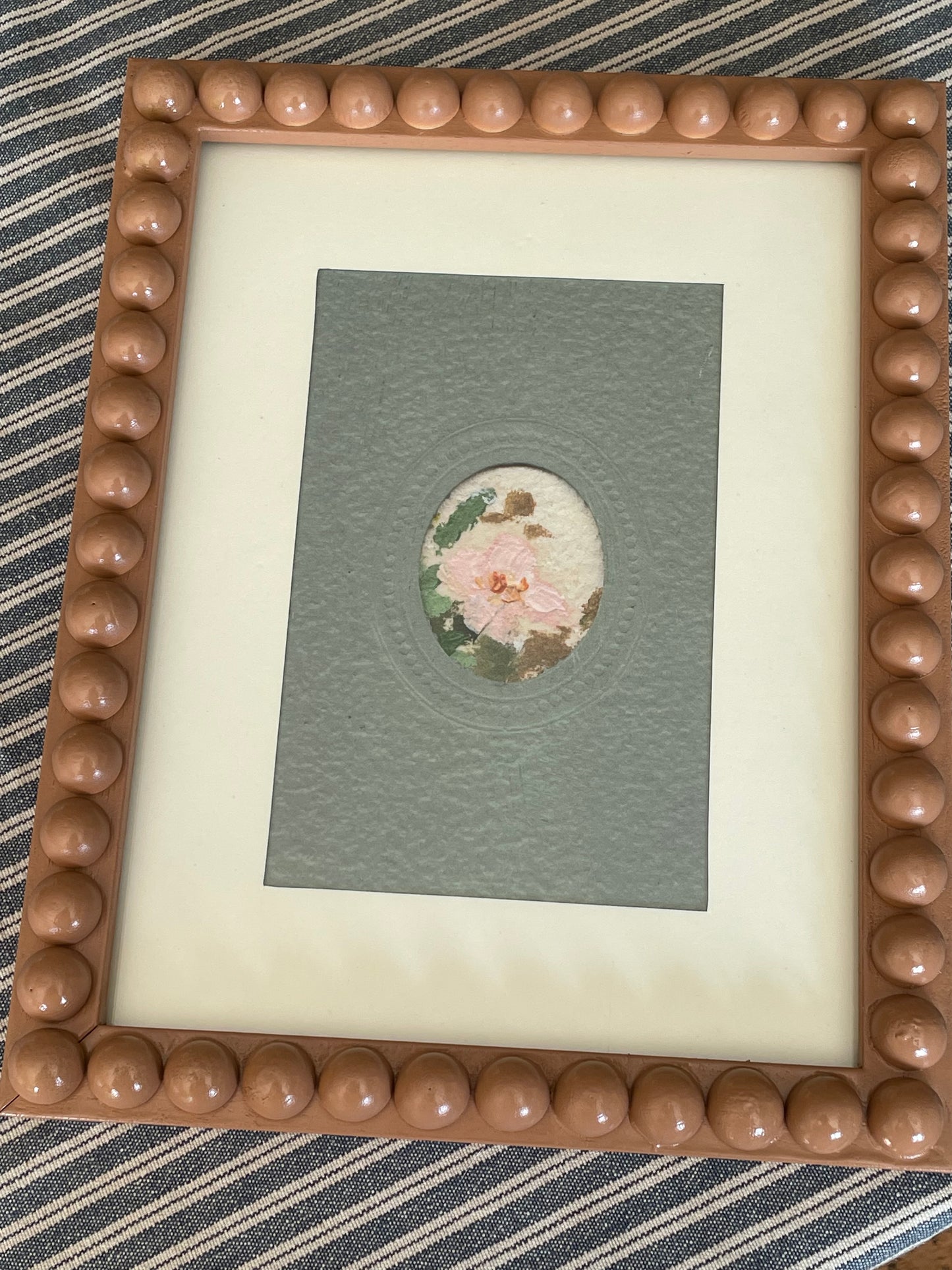 Handmade Fudge colour wooden bobbin bobble frame