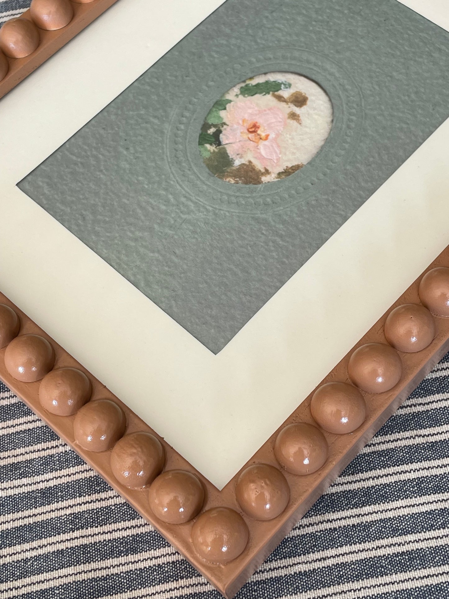 Handmade Fudge colour wooden bobbin bobble frame