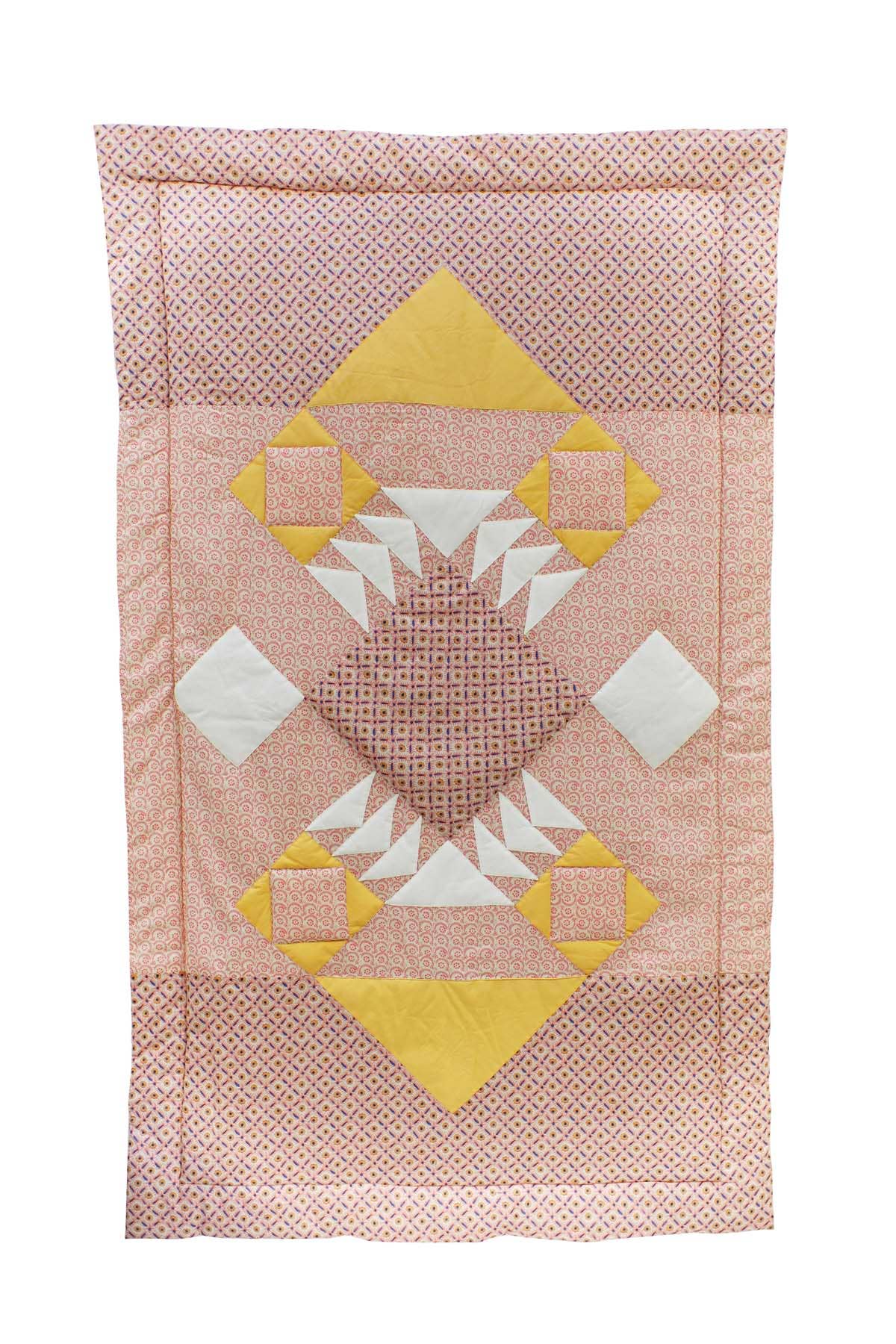 Plaid Aneka - patchwork  blanket/Quilt - flowers - pink - yellow: Patchwork   Large