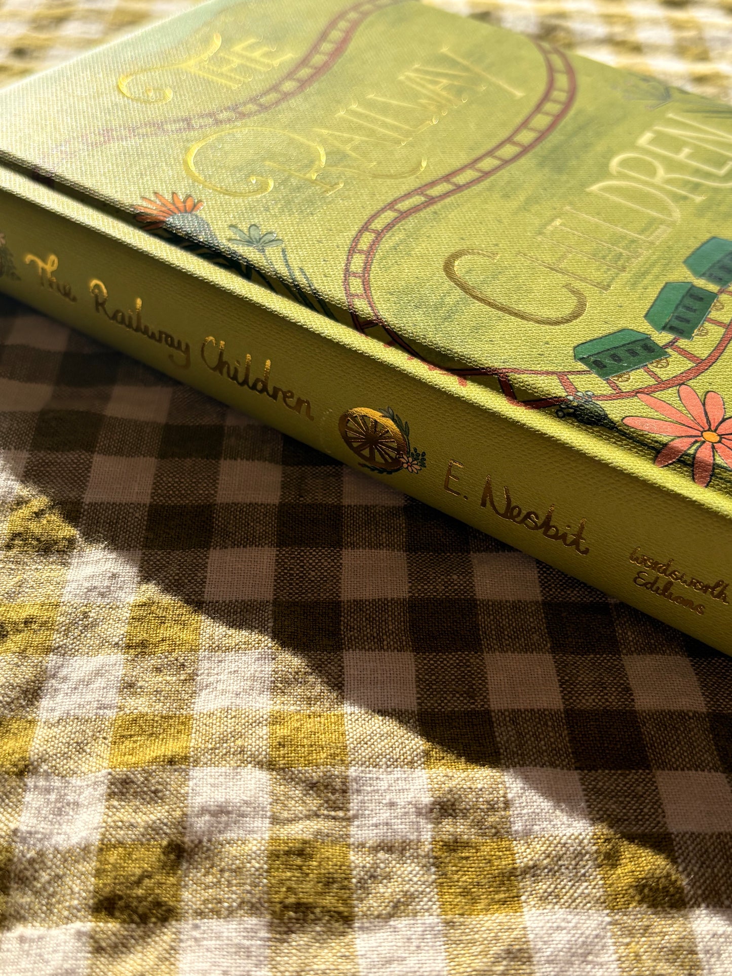 The Railway Children Hardback Book (Wordsworth Collector's Edition)