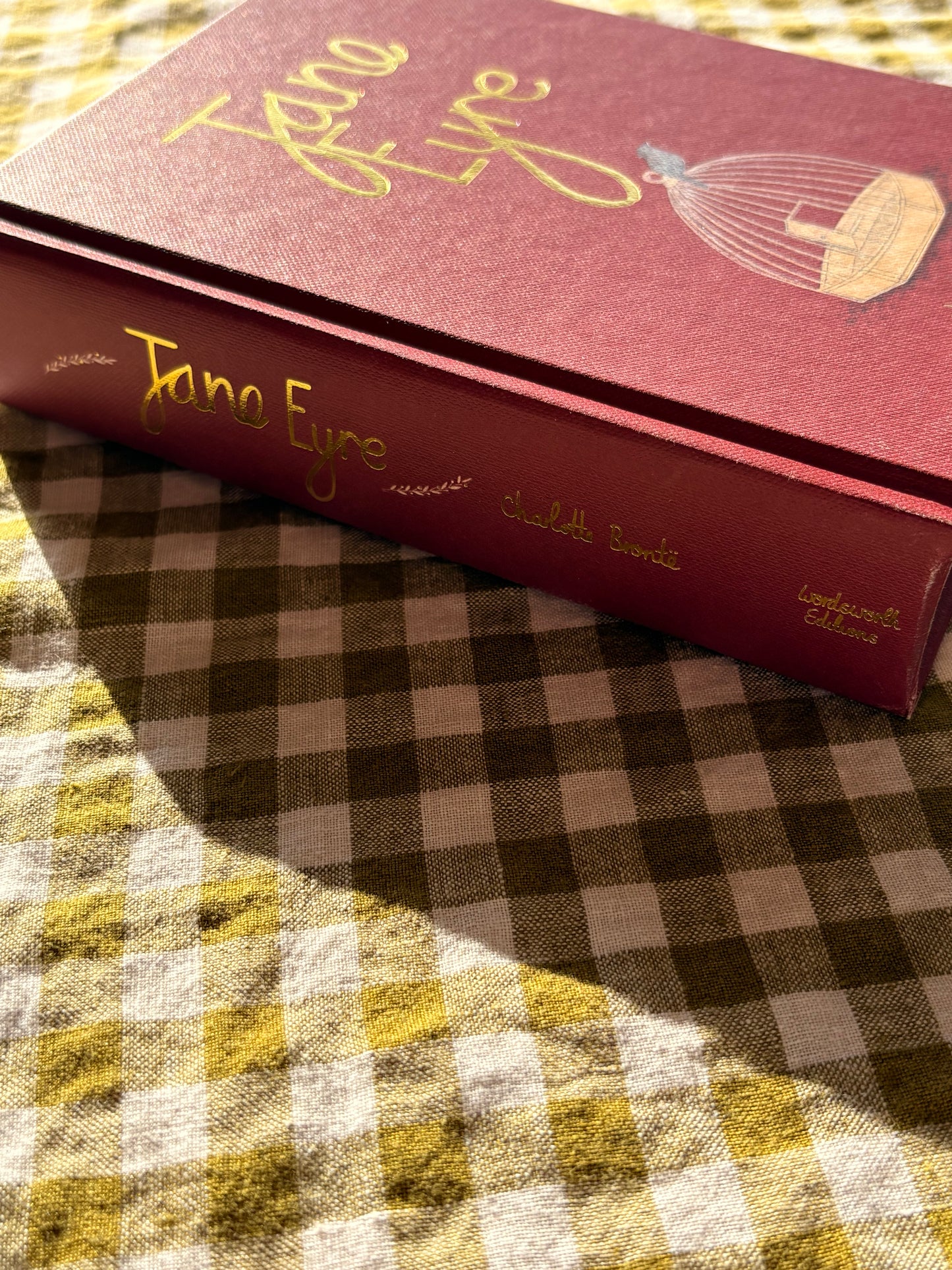 Jane Eyre Hardback Book (Wordsworth Collector's Edition)