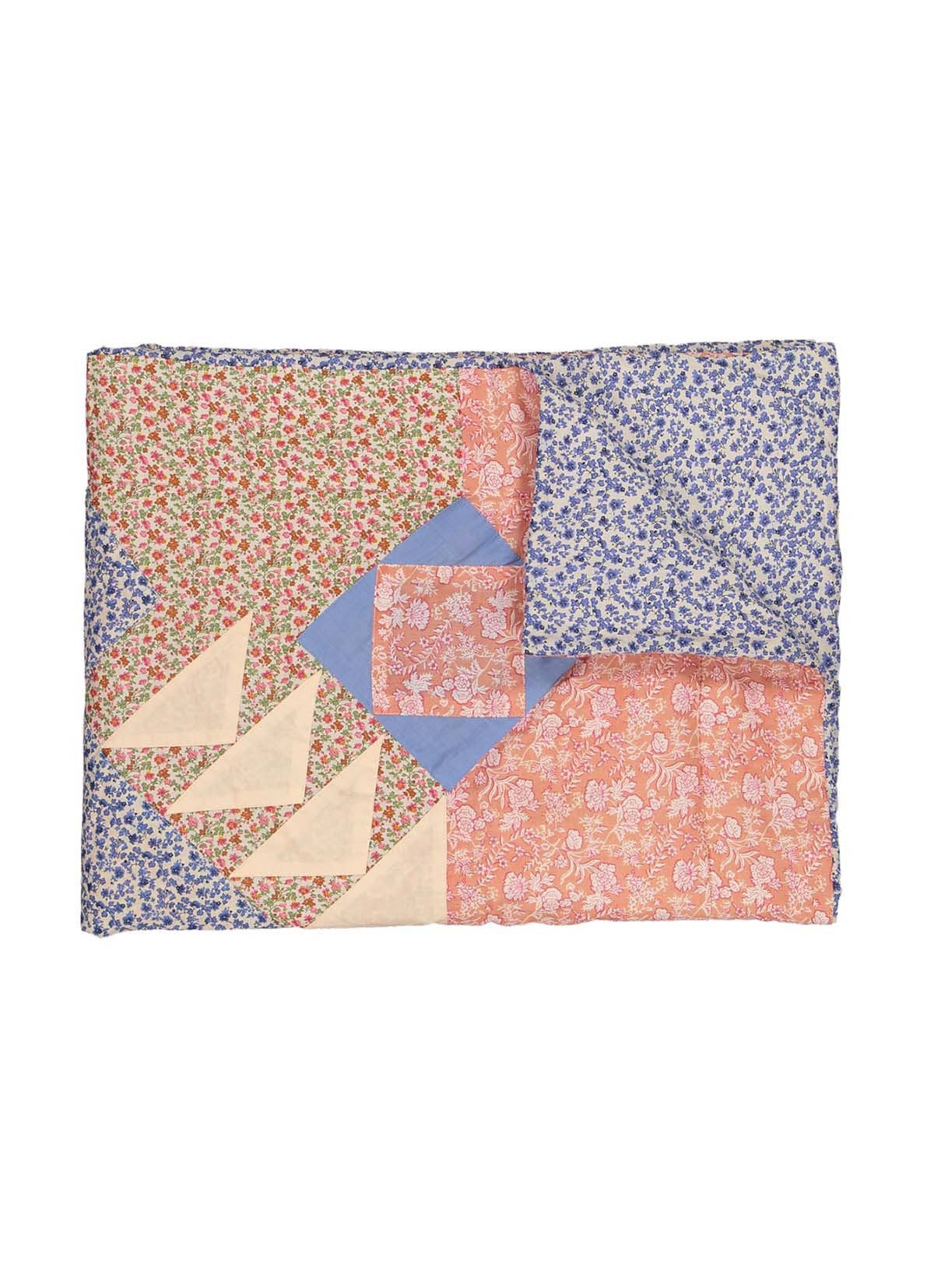 Plaid Aneka - patchwork - flowers - pink - blue - cream: Multicolor Patchwork / M Summer Quilt